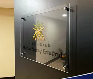 Pleksi Kapı Tabelası